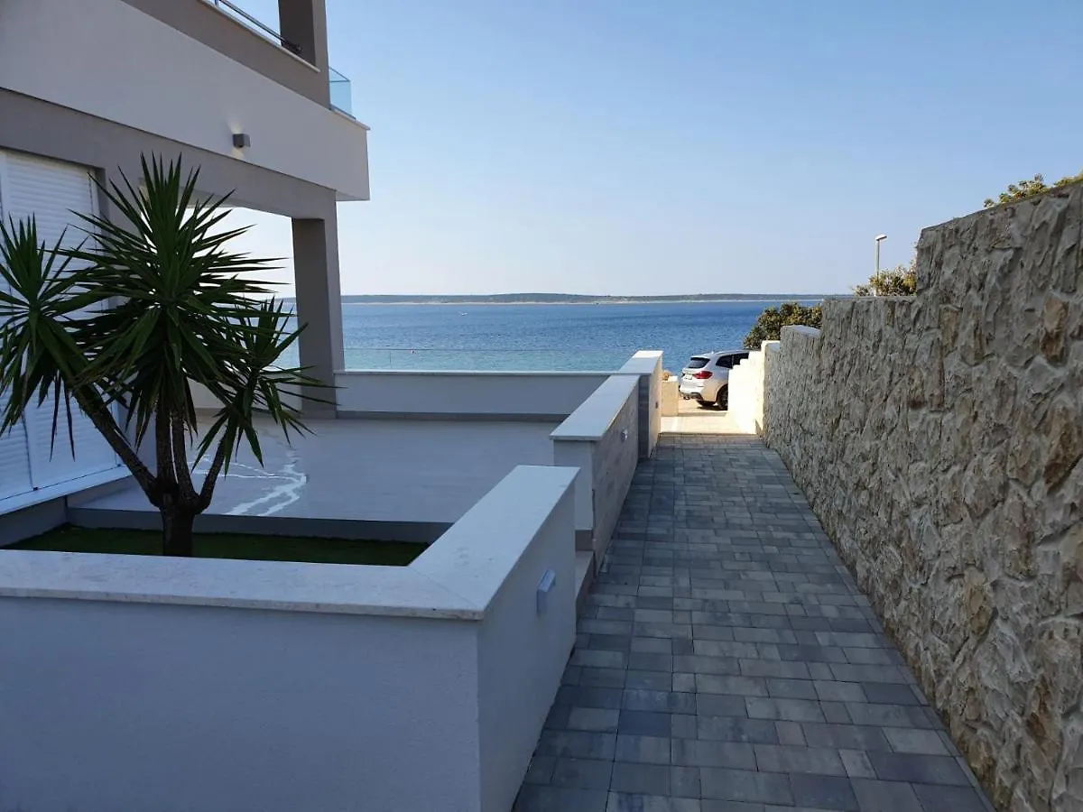 Villa Mondee Mandre 0*,  Croatia